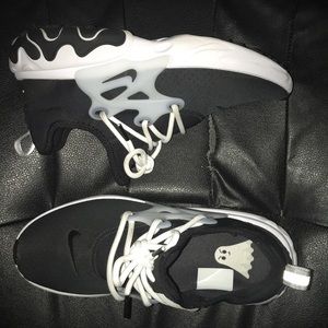 Nike react presto white black